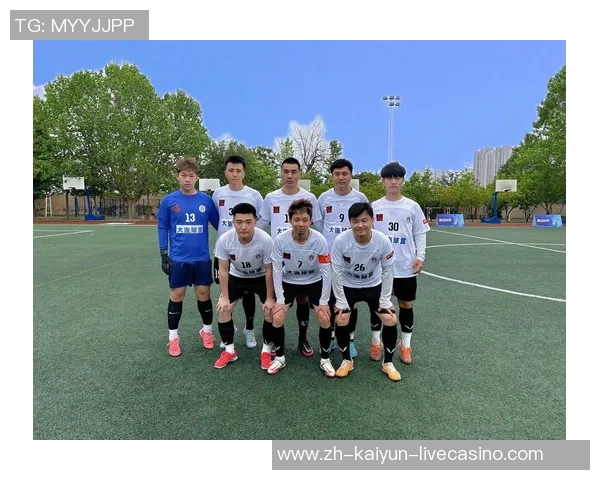 足球第一人:他如何改变了世界对这项运动的看法与热爱 足球第一人:他如何改变了世界对这项运动的看法与热爱