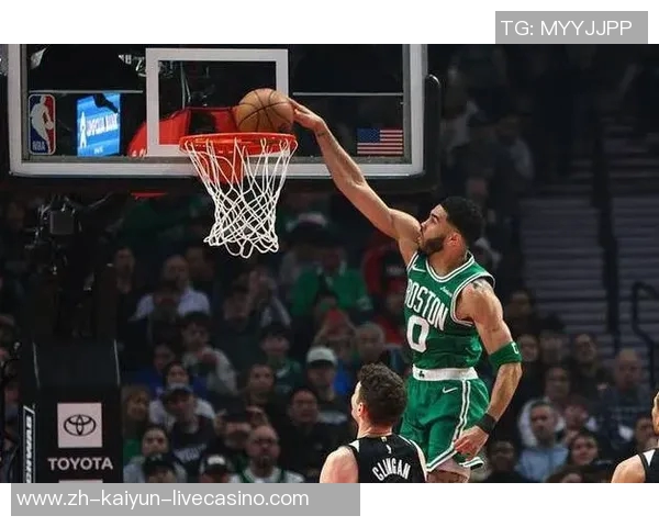 凯尔特人迎来五连胜塔图姆贡献30分9篮板9助攻夏普砍下23分